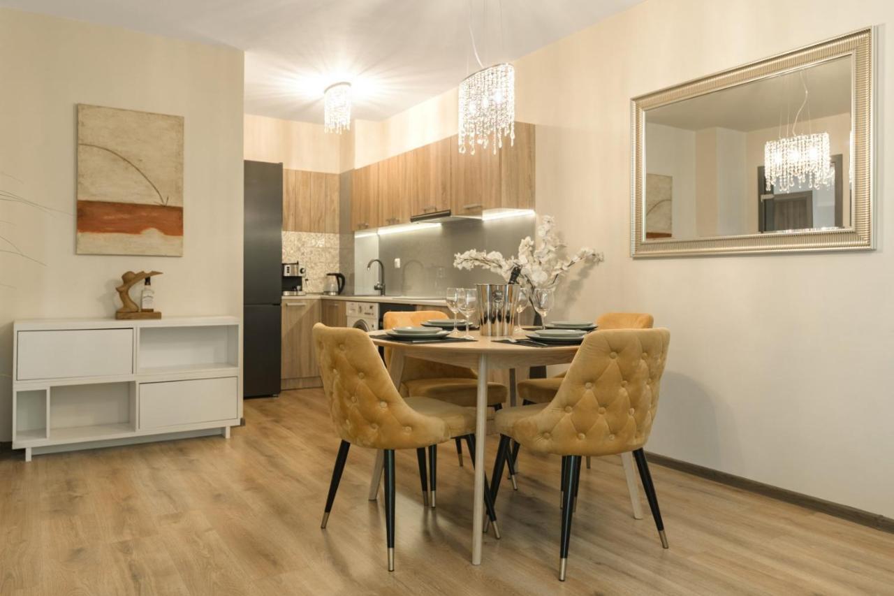 Мarelis Luxe Port Apartment Varna Eksteriør bilde